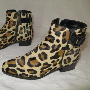 Aquatalia Faria Ankle Boots Leopard Haircalf US 6, 36